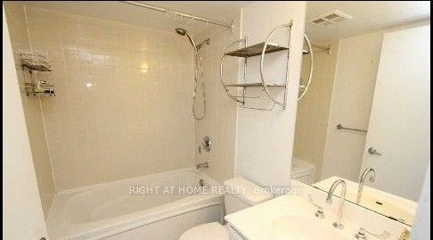 2016-36 Lee Centre Drive, Toronto, ON, M1H 3K2 - 11