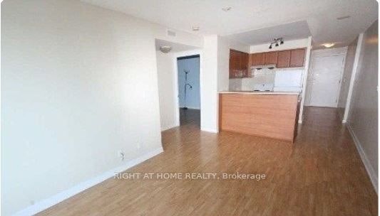 2016-36 Lee Centre Drive, Toronto, ON, M1H 3K2 - 7