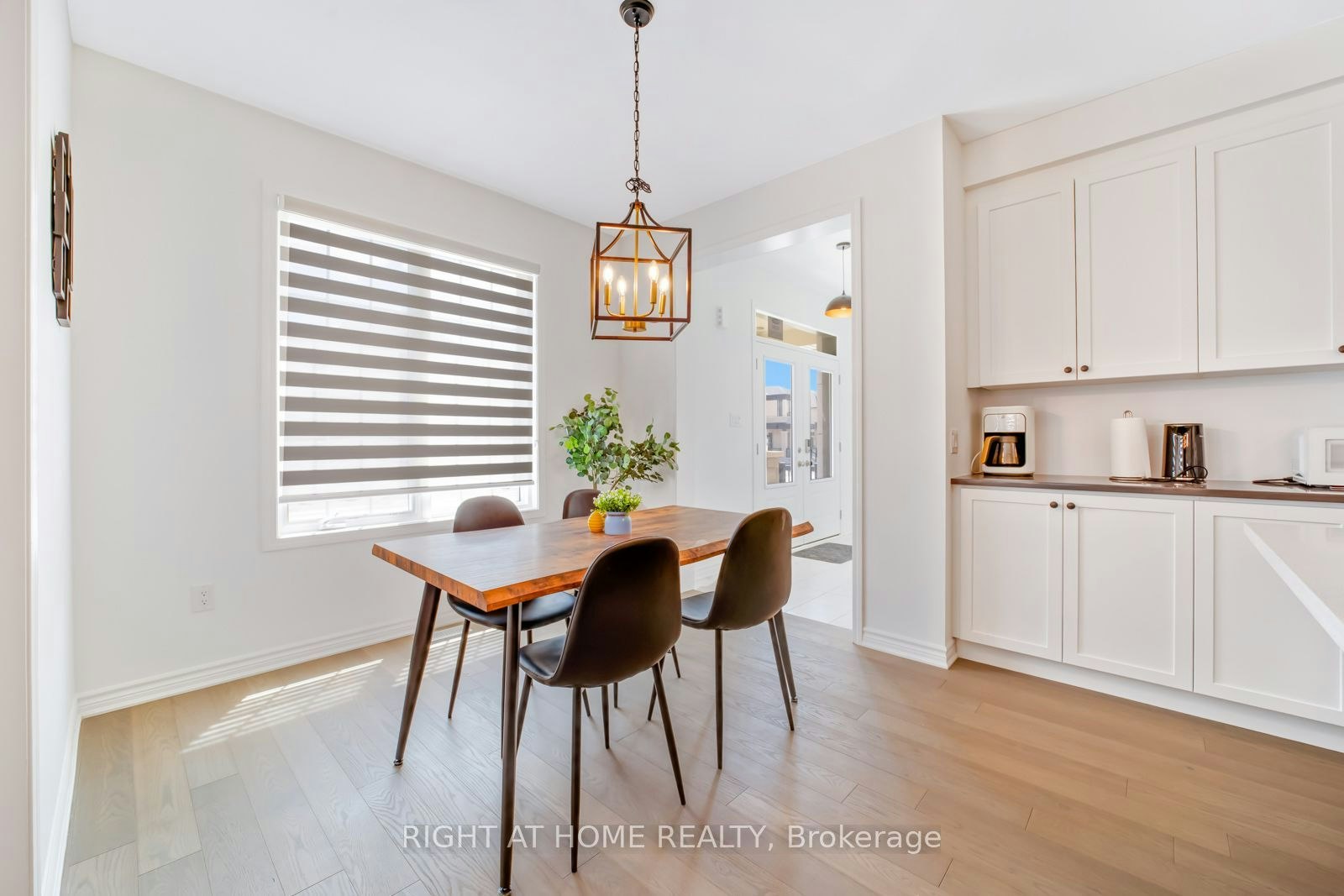 3358 Marchington Square, Pickering, ON, L1X 0N1 - 9