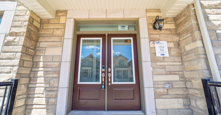 3358 Marchington Square, Pickering, ON, L1X 0N1 - 6