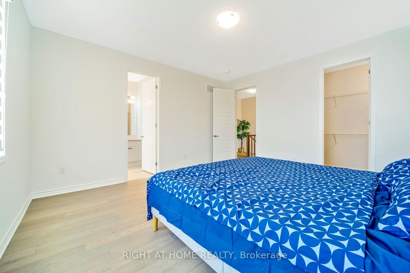 3358 Marchington Square, Pickering, ON, L1X 0N1 - 21