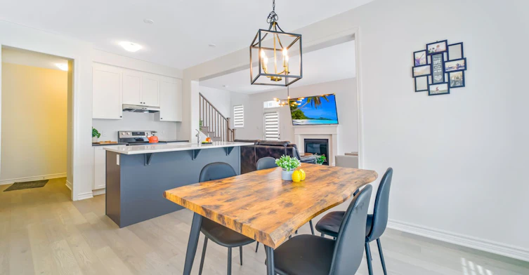 3358 Marchington Square, Pickering, ON, L1X 0N1 - 8