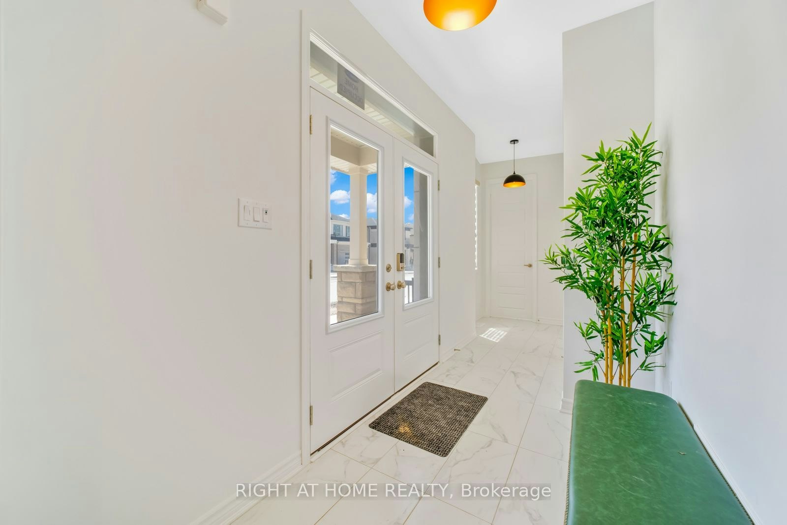 3358 Marchington Square, Pickering, ON, L1X 0N1 - 7