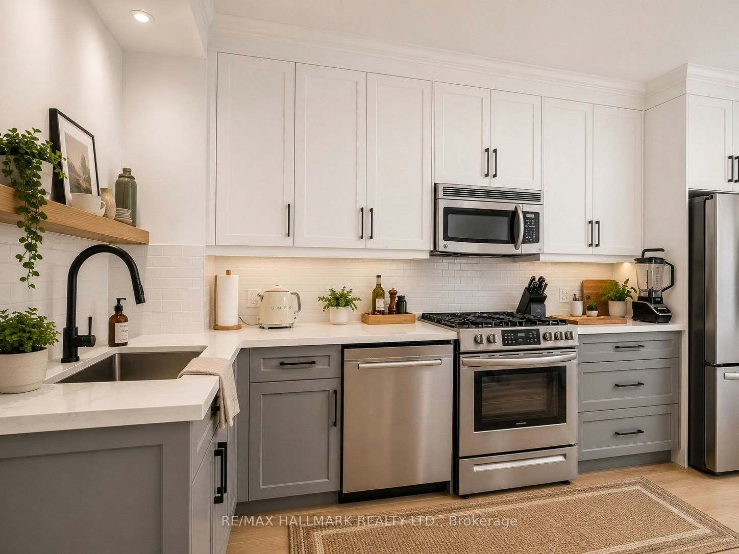 40 Corley Avenue, Toronto, ON, M4E 1T9 - 11