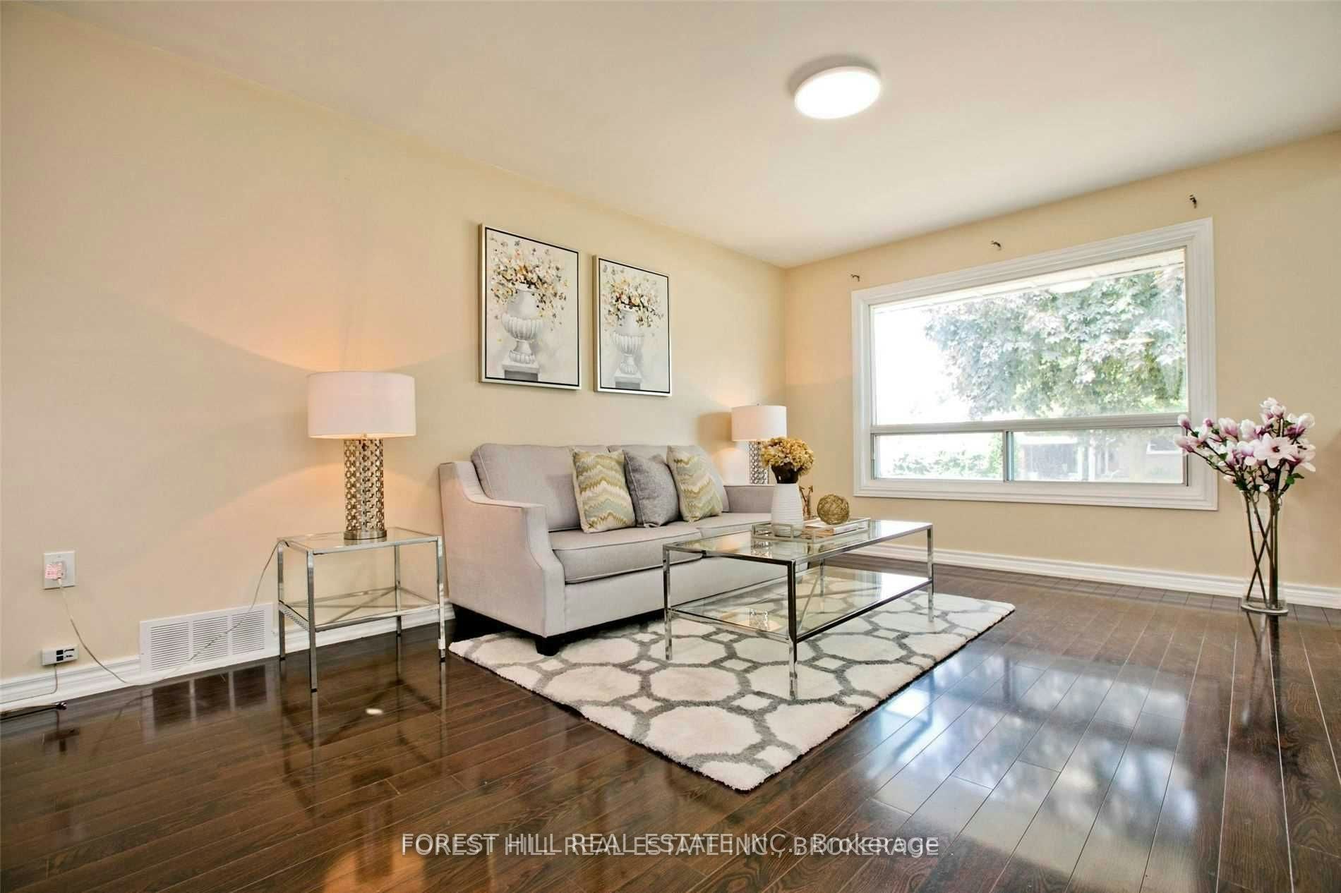 25 Joanna Drive, Toronto, ON, M1R 4H9 - 4