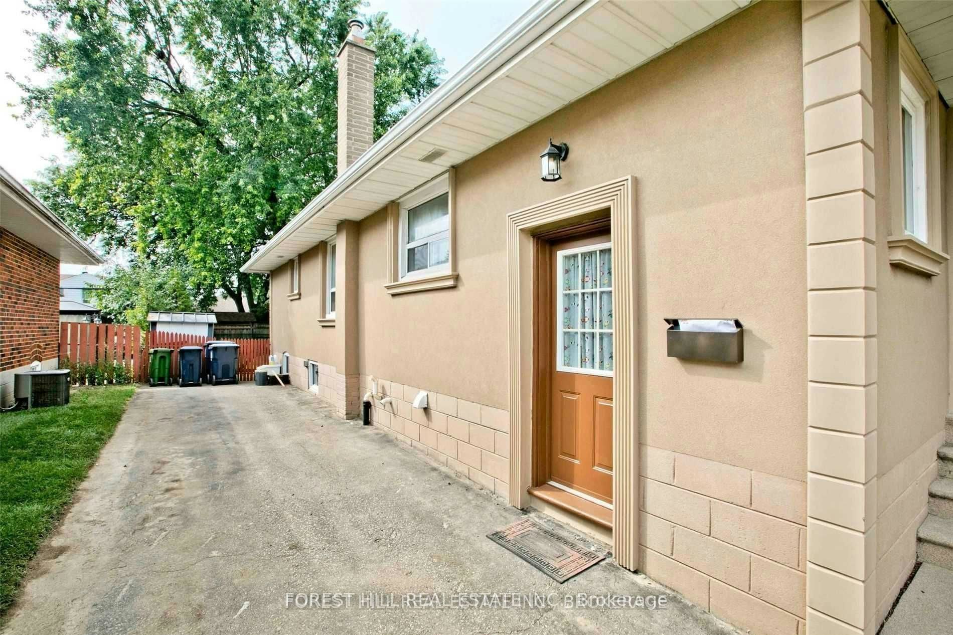 25 Joanna Drive, Toronto, ON, M1R 4H9 - 3