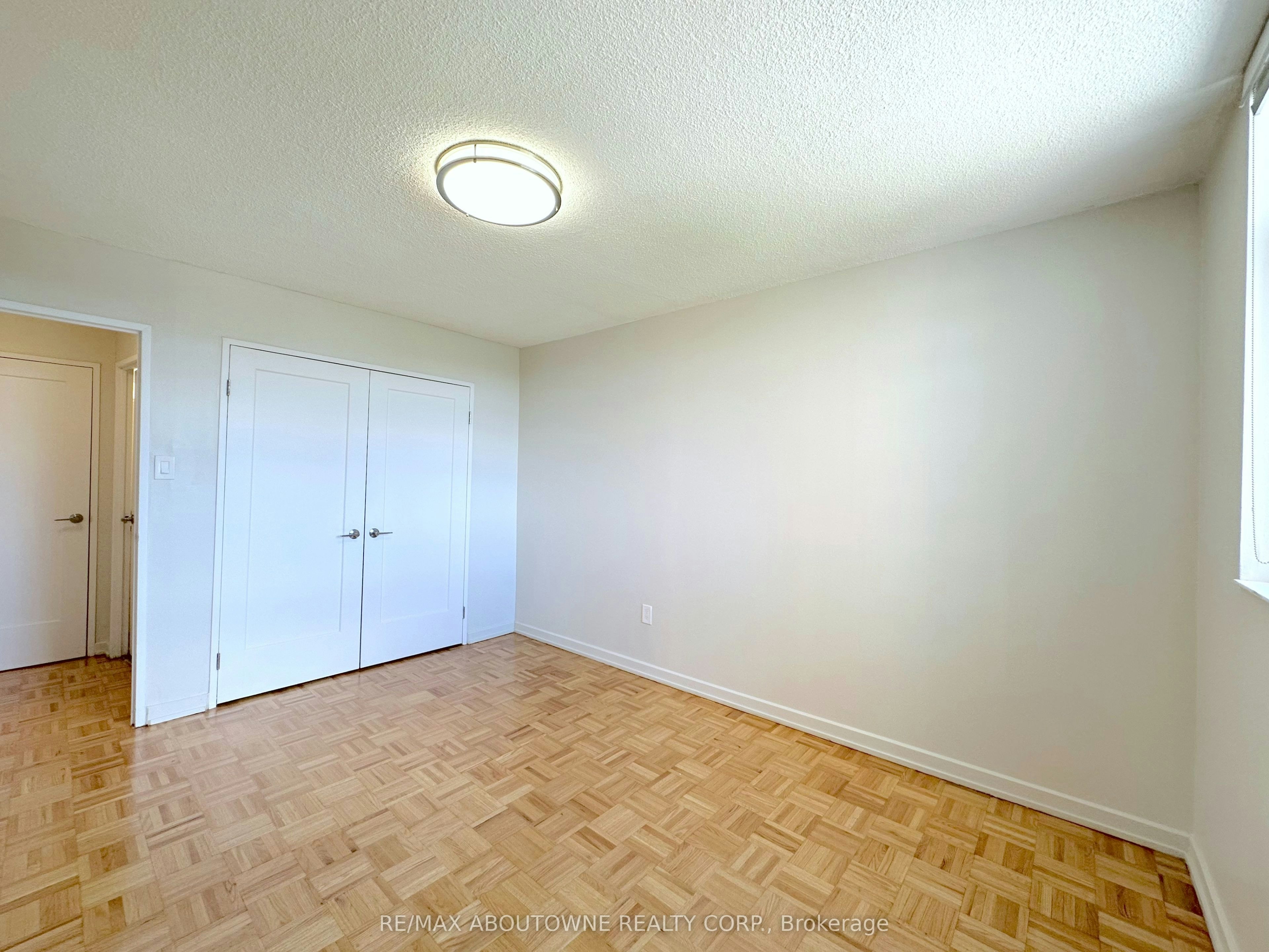 519-30 Denton Avenue, Toronto, ON, M1L 4P2 - 9
