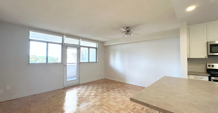 519-30 Denton Avenue, Toronto, ON, M1L 4P2 - 4