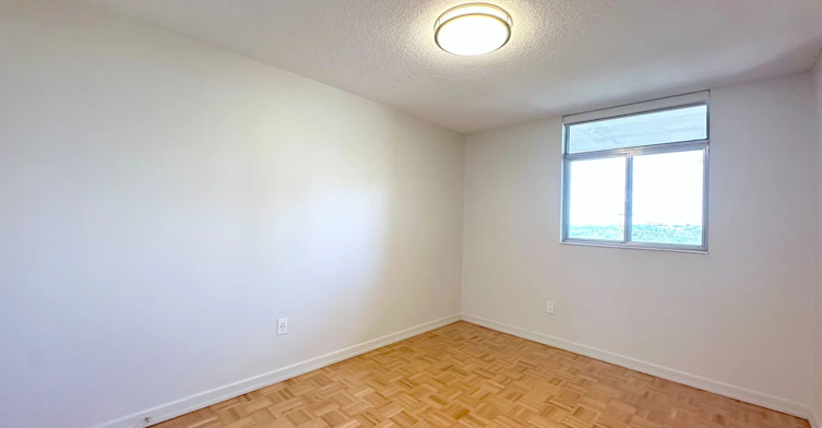 925-30 Denton Avenue, Toronto, ON, M1L 4P2 - 6