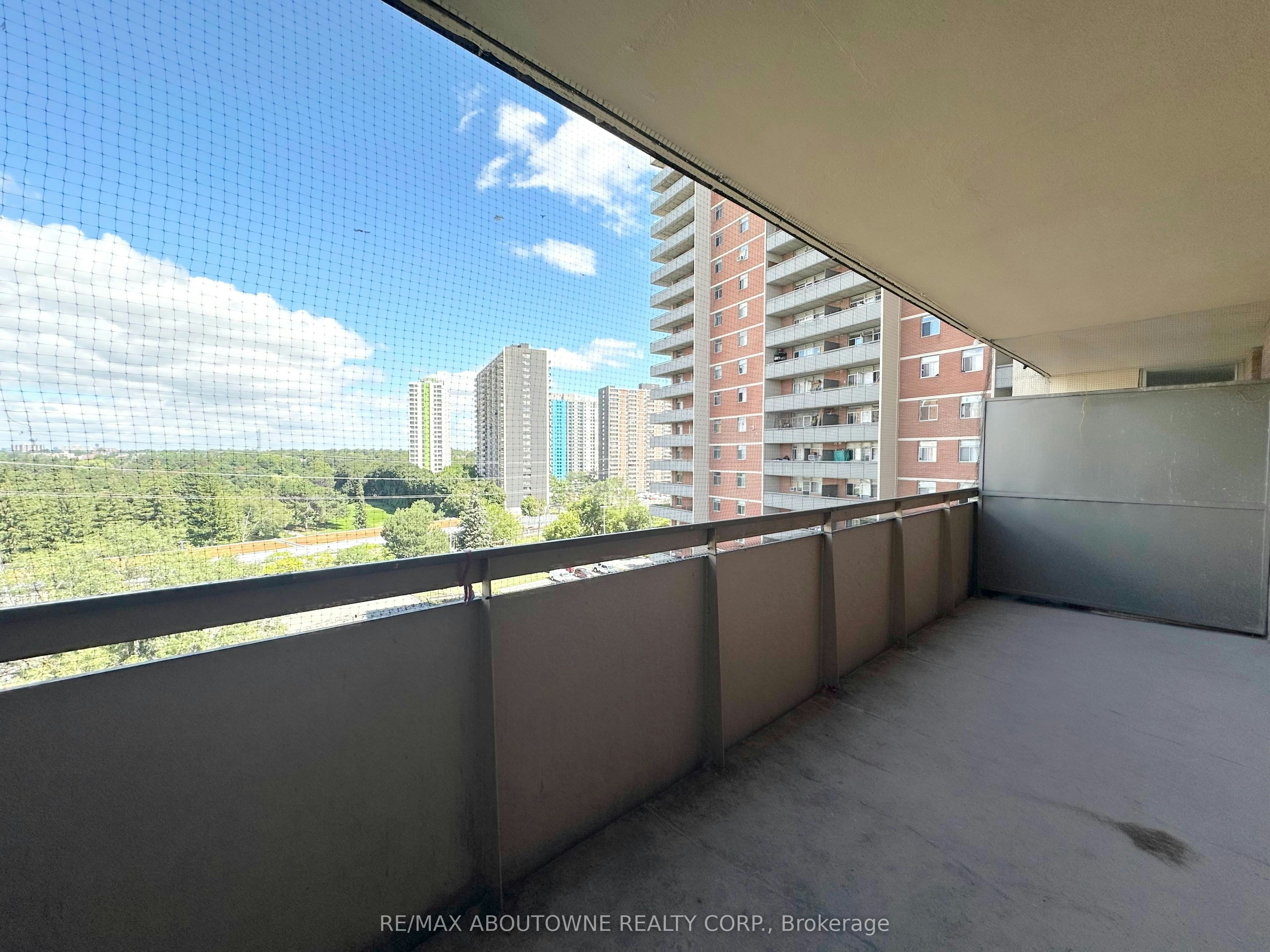 925-30 Denton Avenue, Toronto, ON, M1L 4P2 - 11