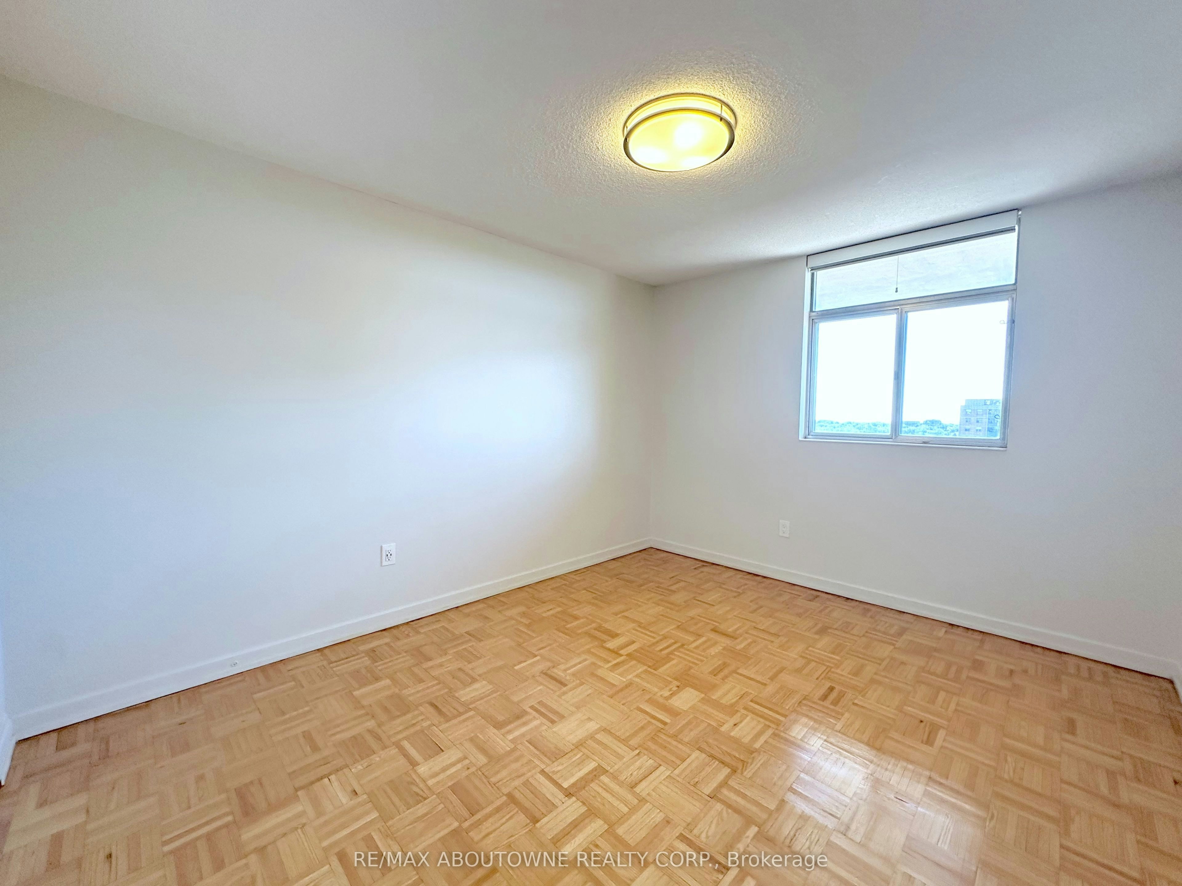 1524-30 Denton Avenue, Toronto, ON, M1L 4P2 - 8