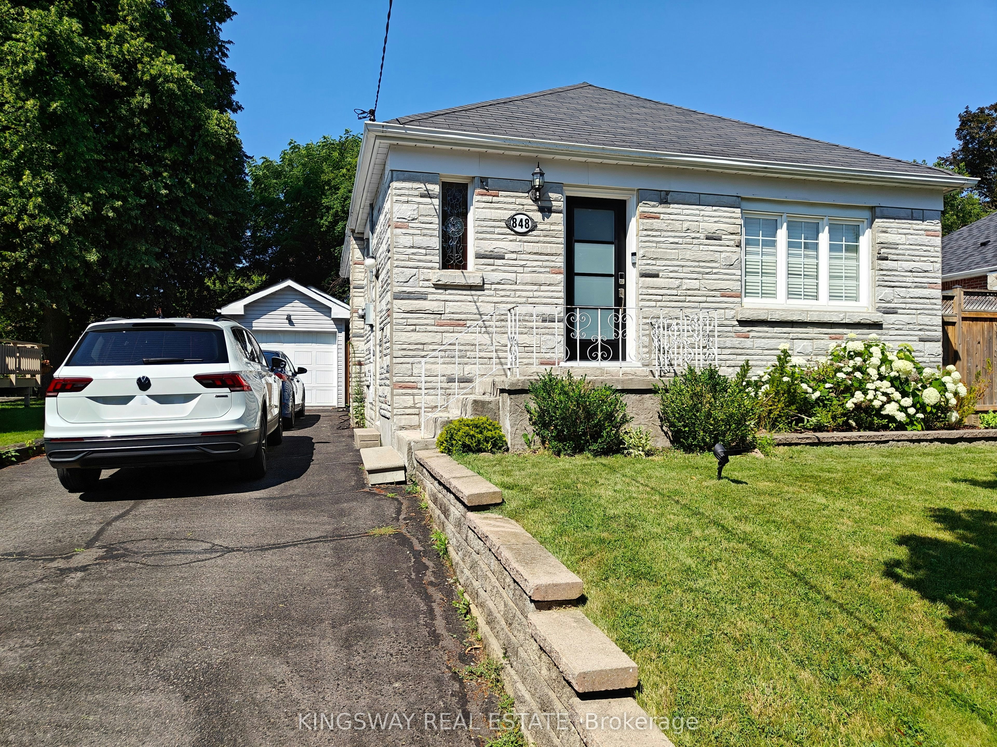 848 Grierson Street, Oshawa, ON, L1G 5J9