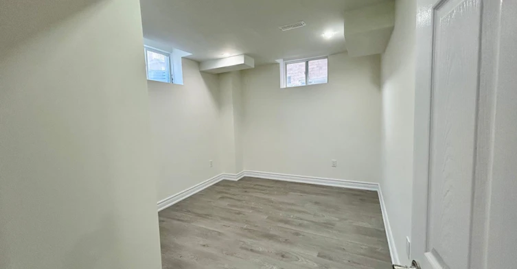 Bsmt-214 Flood Avenue, Clarington, ON, L1B 0W6 - 11