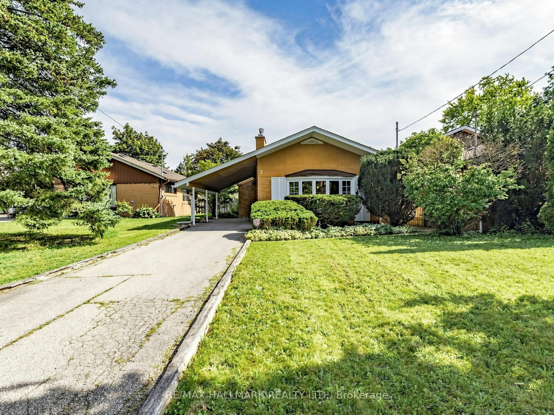 7 Panmure Crescent, Toronto, ON, M1K 4Y5
