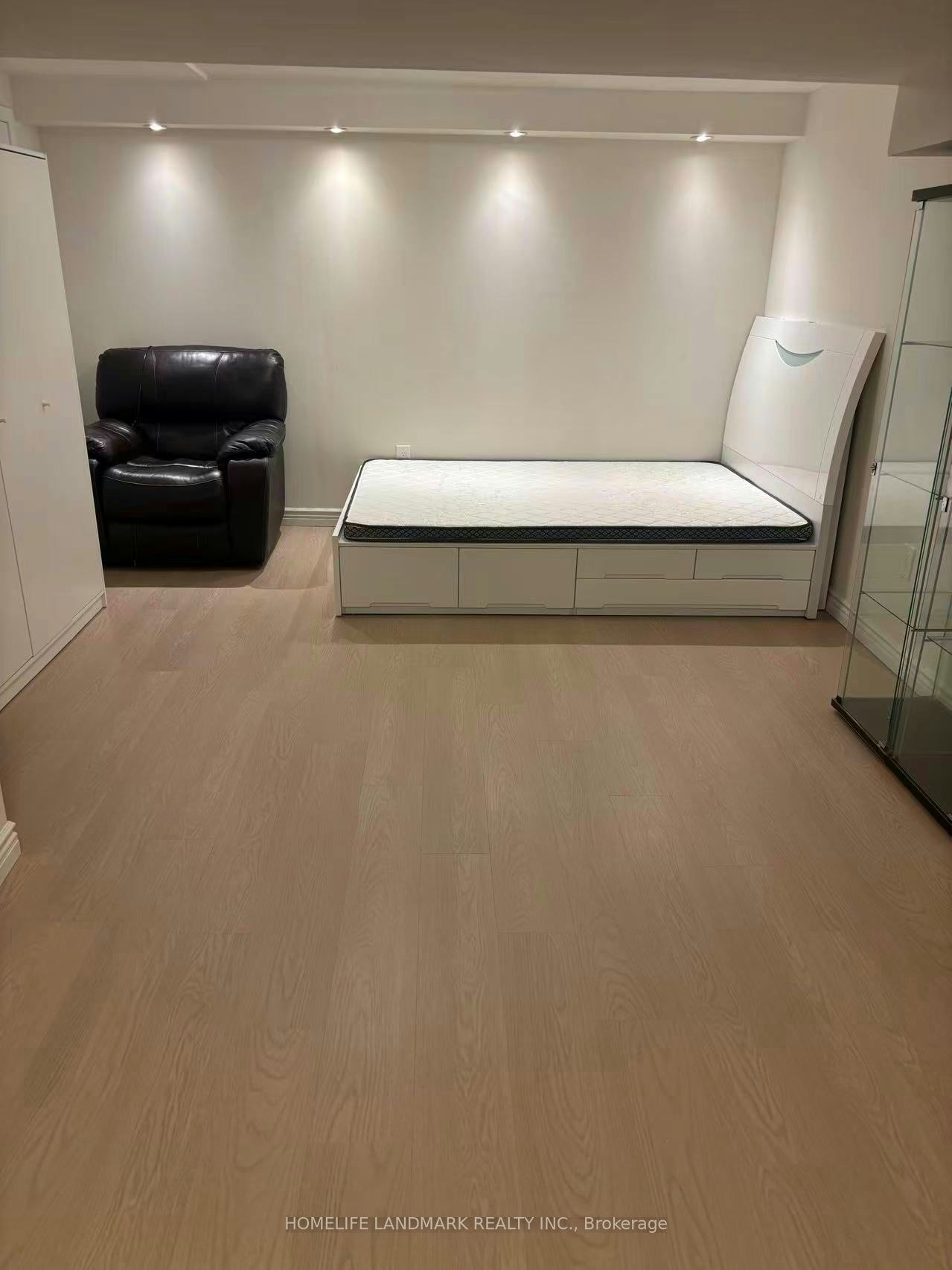 2-72 Dusay Place, Toronto, ON, M1W 2N2 - 2