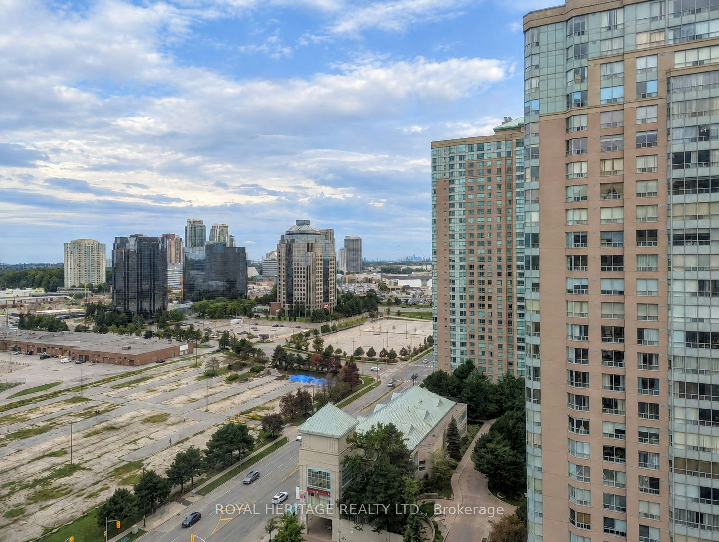 2110-18 Lee Centre Drive, Toronto, ON, M1H 3H5 - 12
