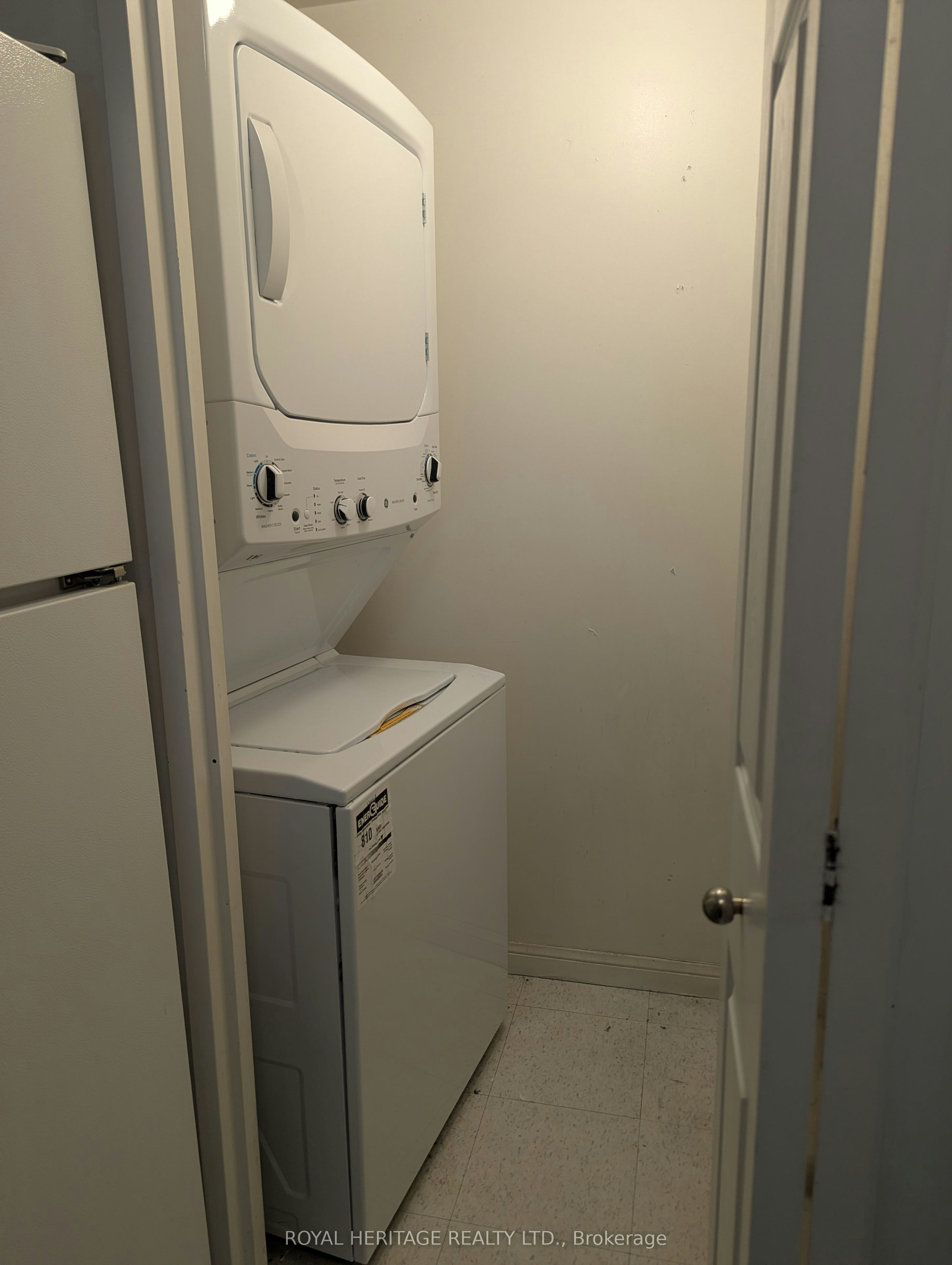2110-18 Lee Centre Drive, Toronto, ON, M1H 3H5 - 13