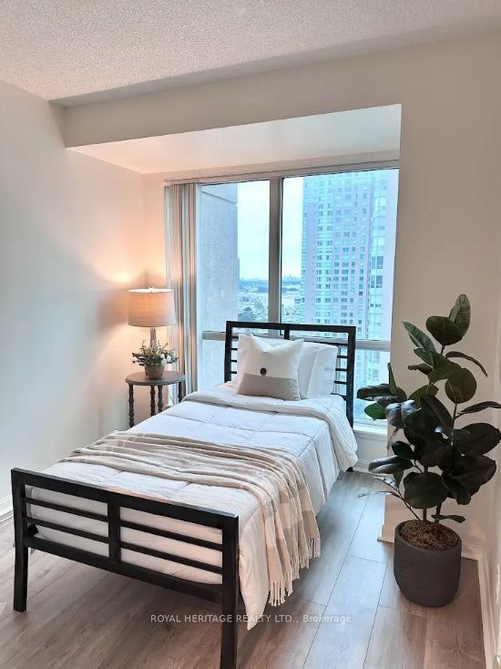 2110-18 Lee Centre Drive, Toronto, ON, M1H 3H5 - 8