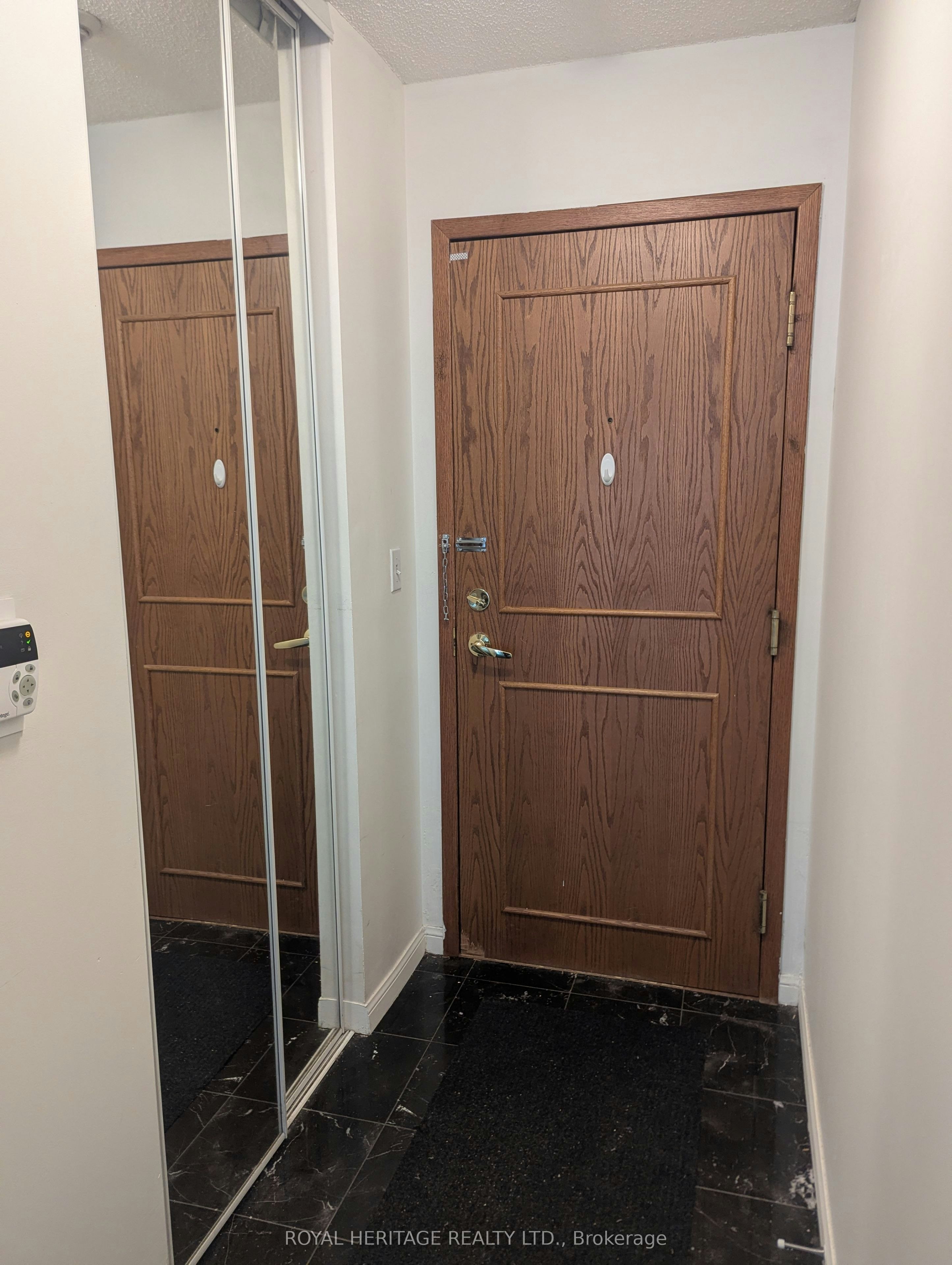 2110-18 Lee Centre Drive, Toronto, ON, M1H 3H5 - 3