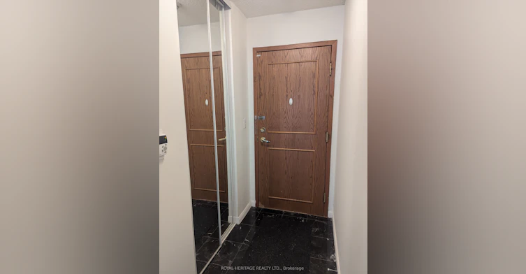 2110-18 Lee Centre Drive, Toronto, ON, M1H 3H5 - 3