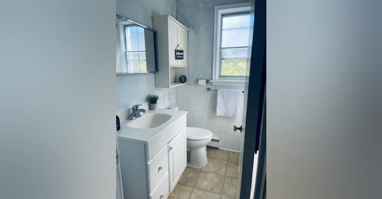 Main Floor-34 Singleton Road, Toronto, ON, M1R 1H9 - 13