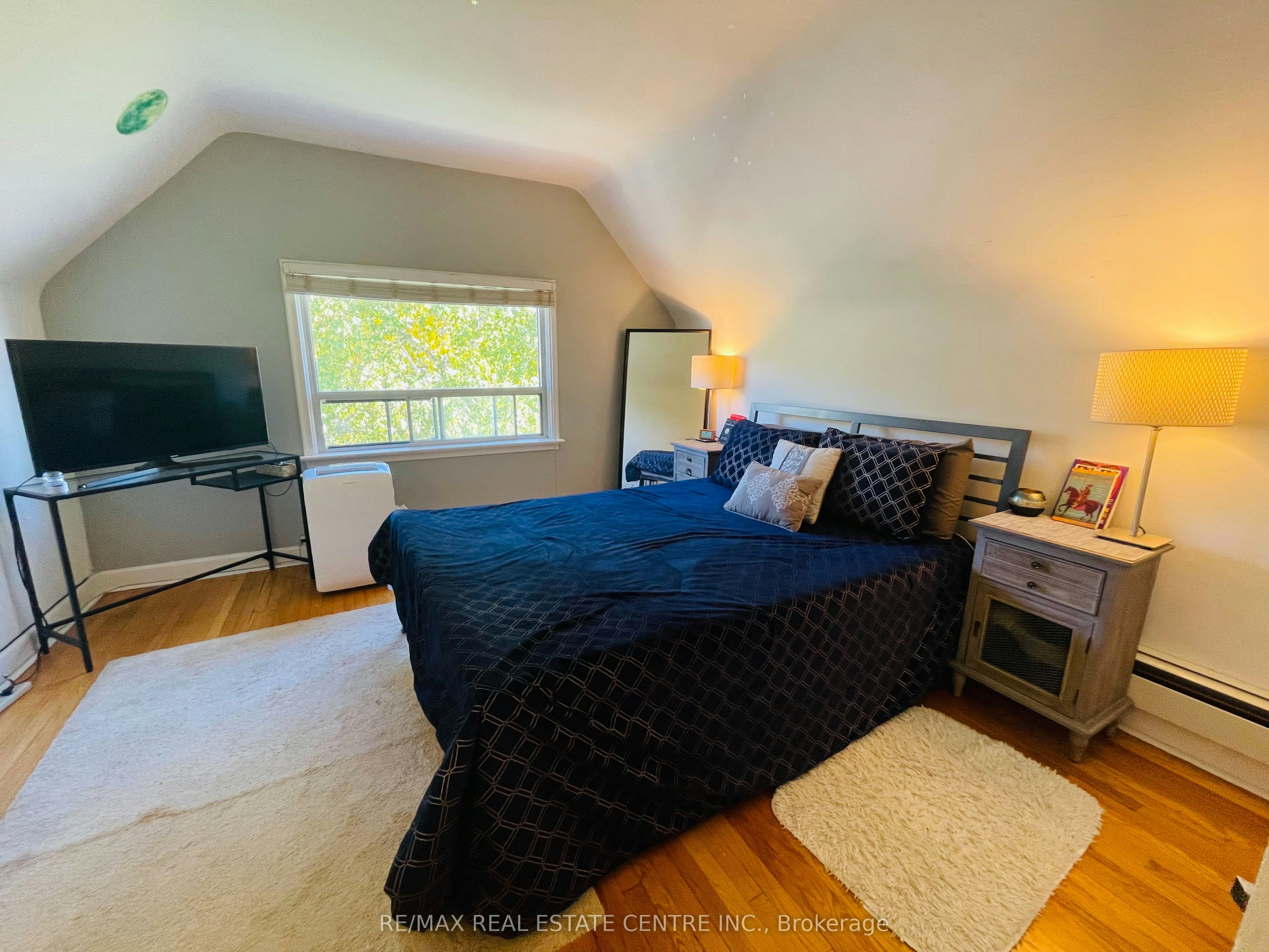 Main Floor-34 Singleton Road, Toronto, ON, M1R 1H9 - 11