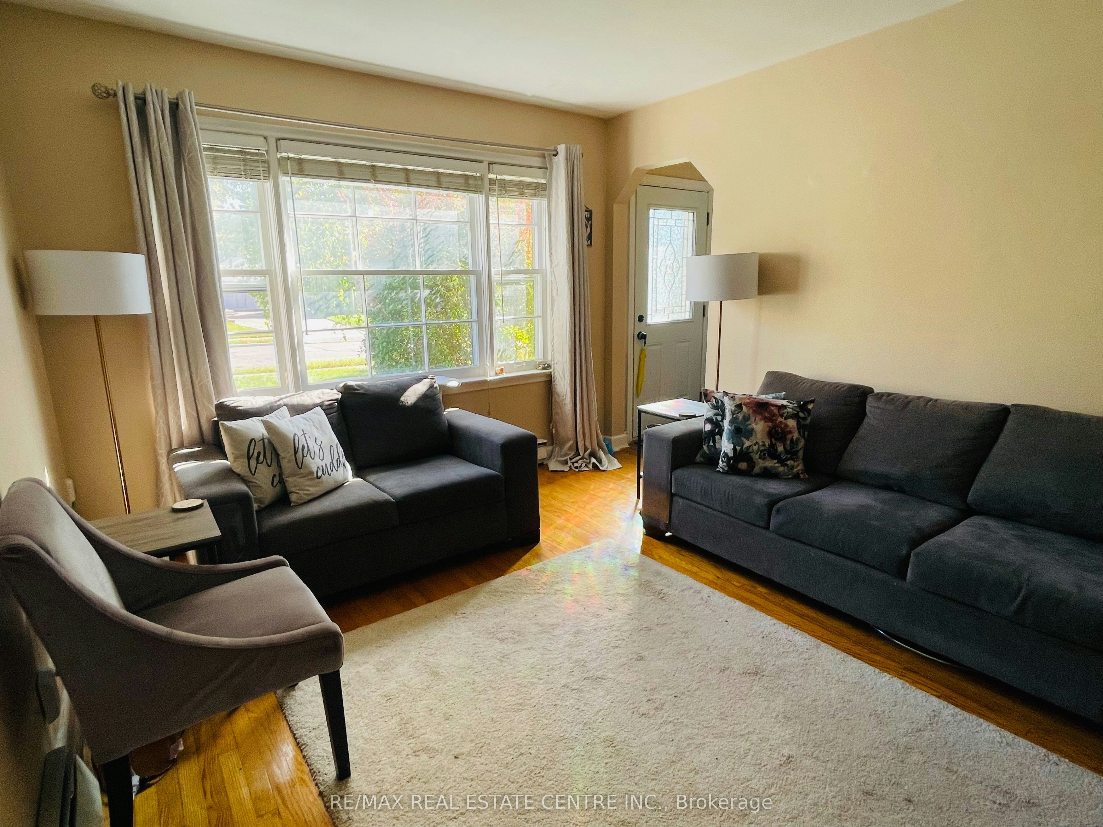 Main Floor-34 Singleton Road, Toronto, ON, M1R 1H9 - 2