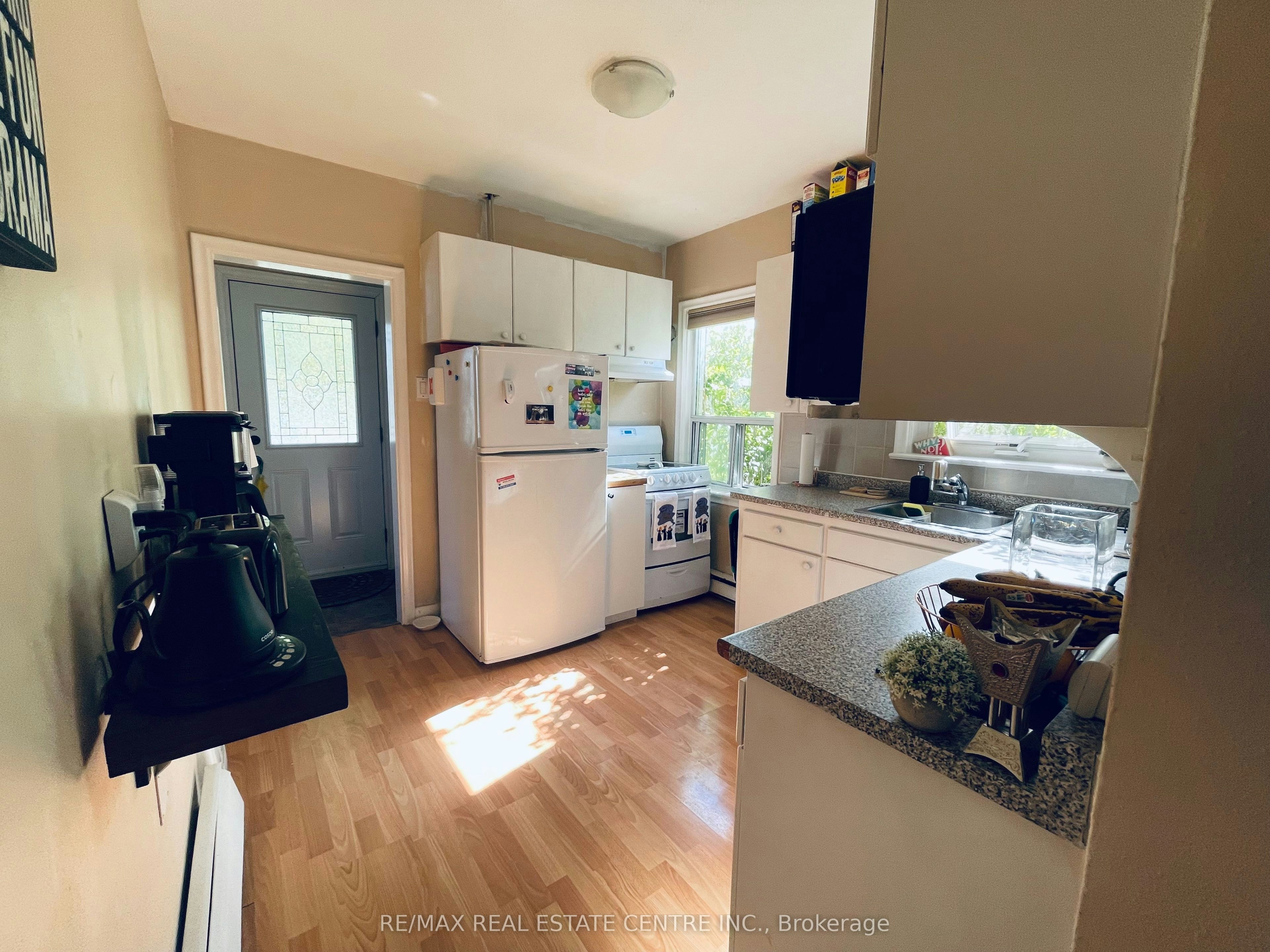 Main Floor-34 Singleton Road, Toronto, ON, M1R 1H9 - 6