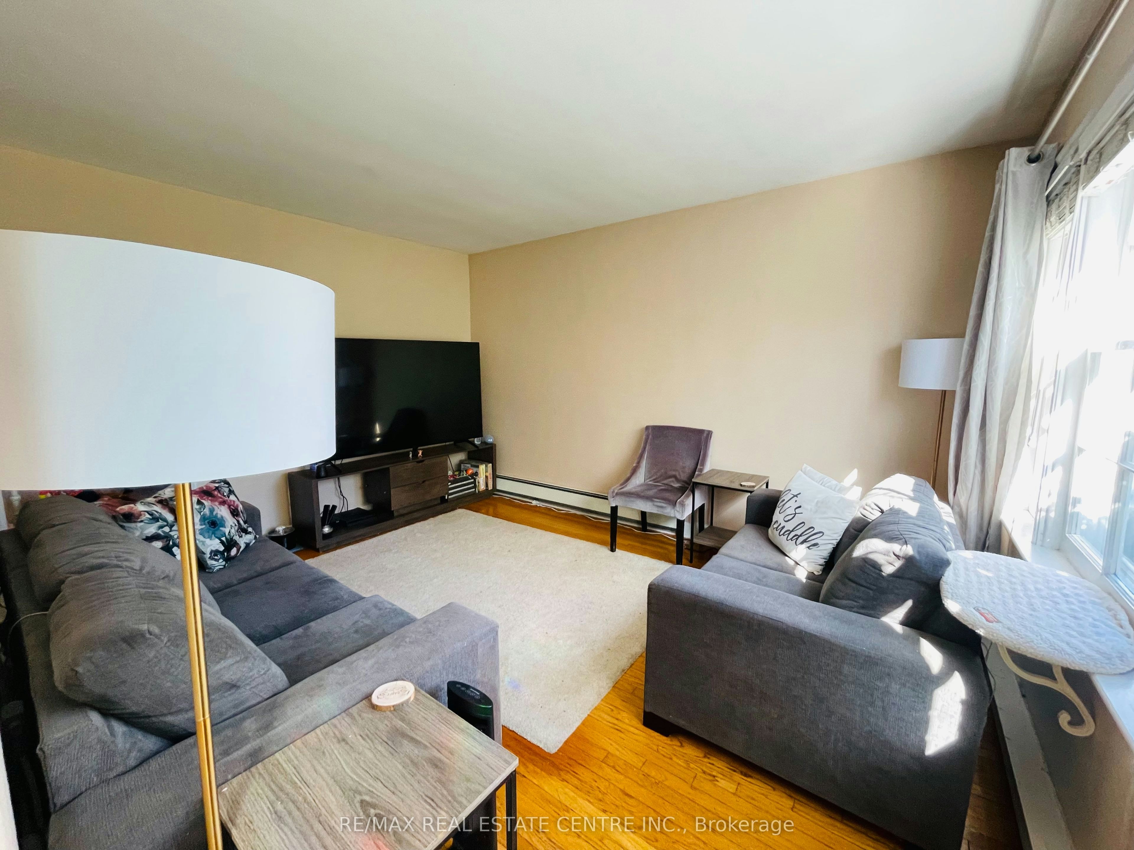 Main Floor-34 Singleton Road, Toronto, ON, M1R 1H9 - 16