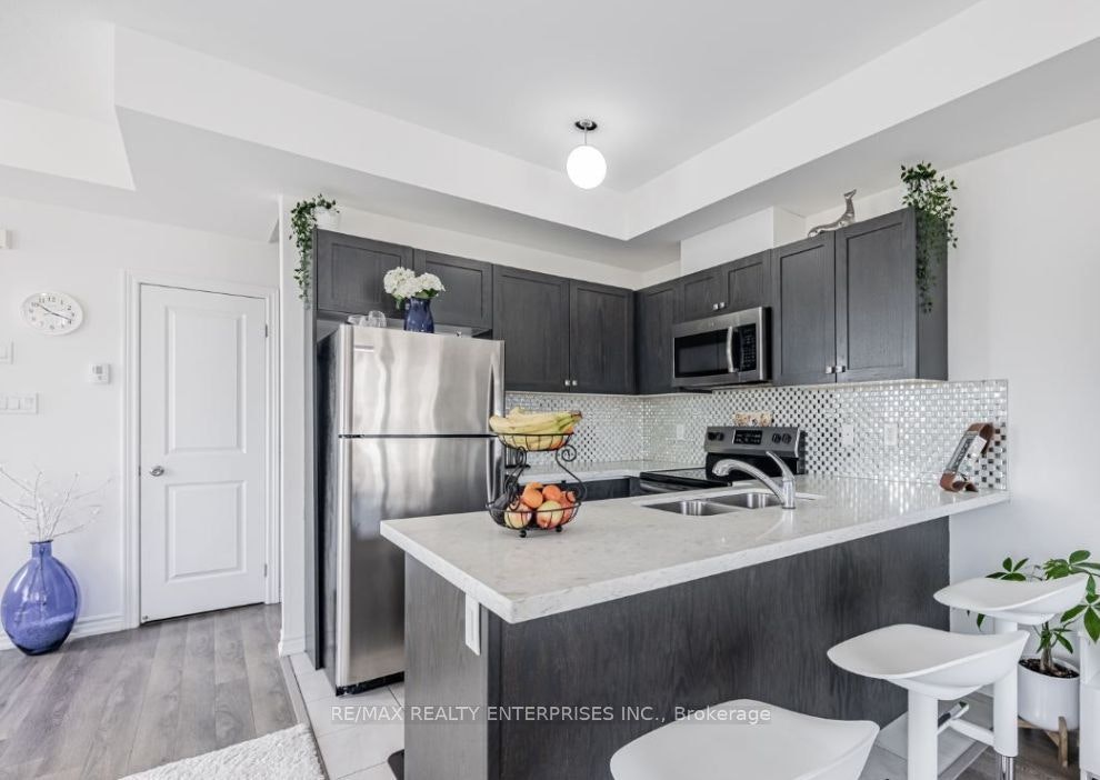 101-1725 Adirondack Chase, Pickering, ON, L1X 0E5 - 7
