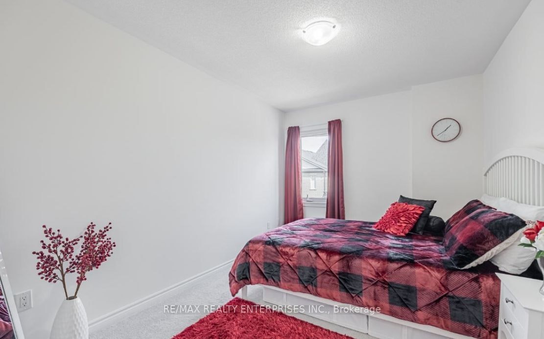 101-1725 Adirondack Chase, Pickering, ON, L1X 0E5 - 11