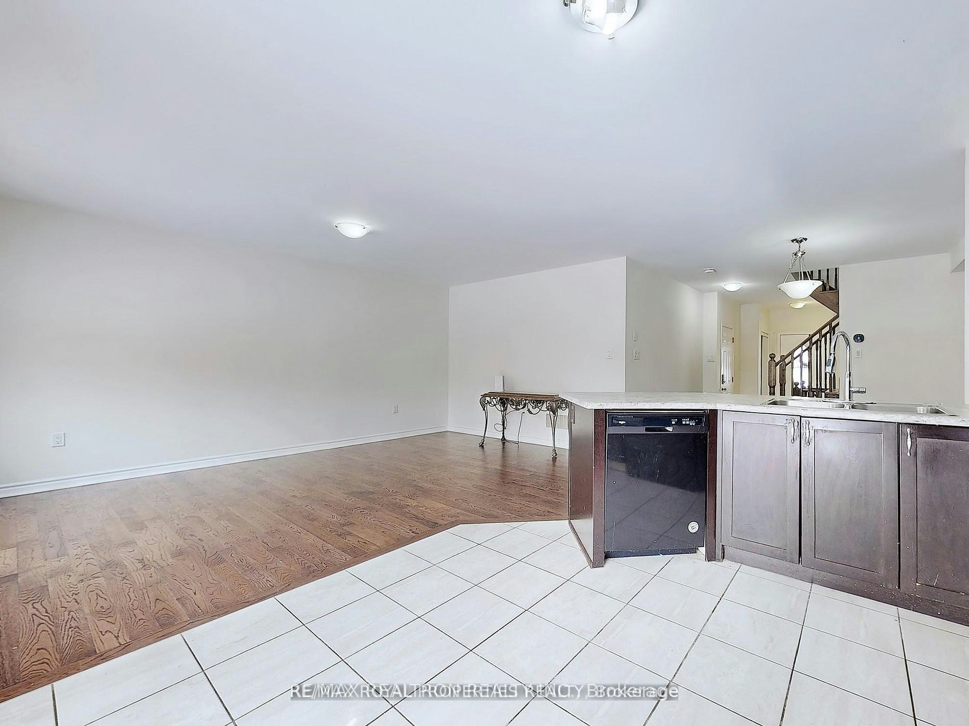 103 Westfield Drive, Whitby, ON, L1P 0E9 - 9