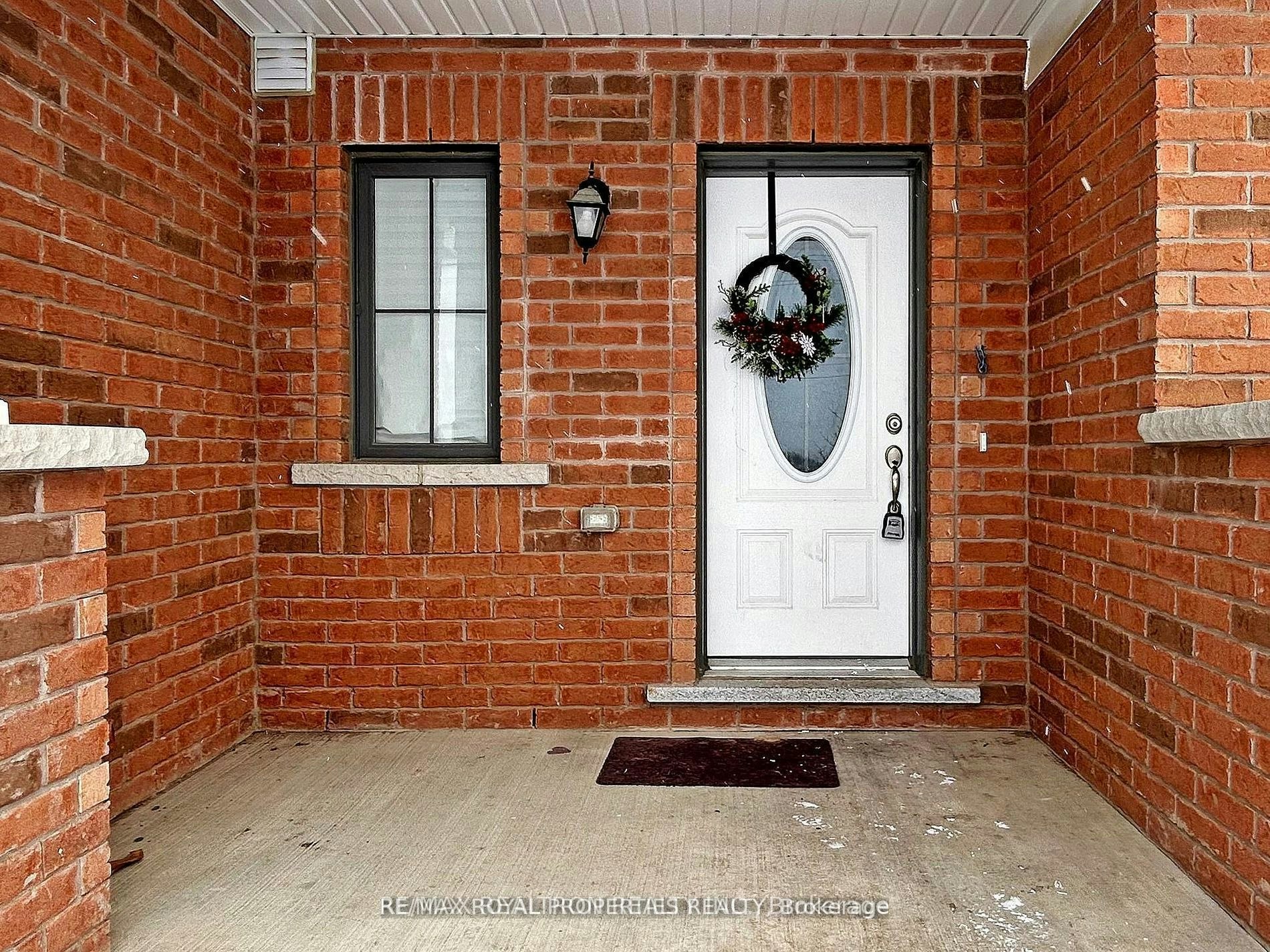103 Westfield Drive, Whitby, ON, L1P 0E9 - 4