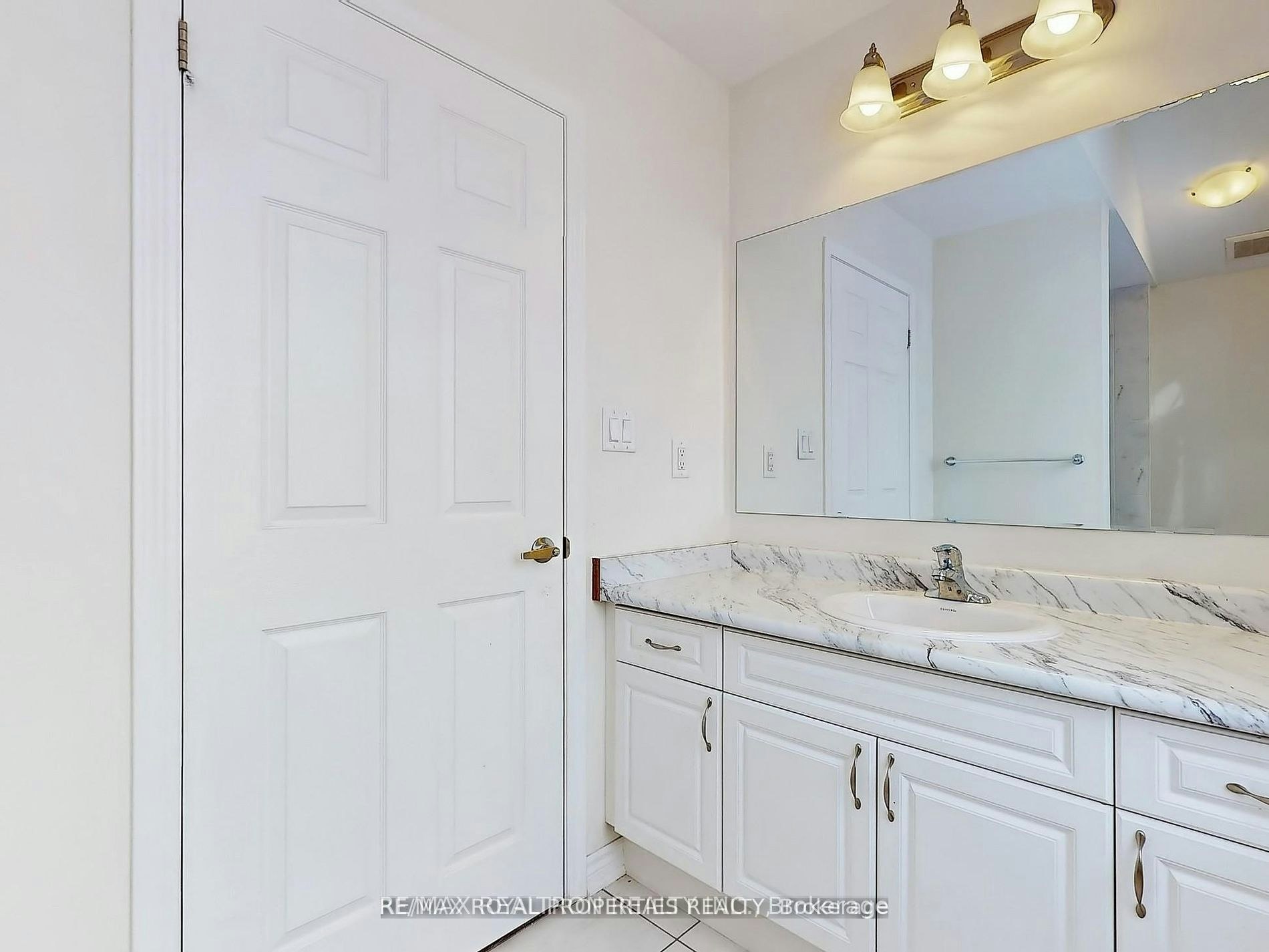103 Westfield Drive, Whitby, ON, L1P 0E9 - 27