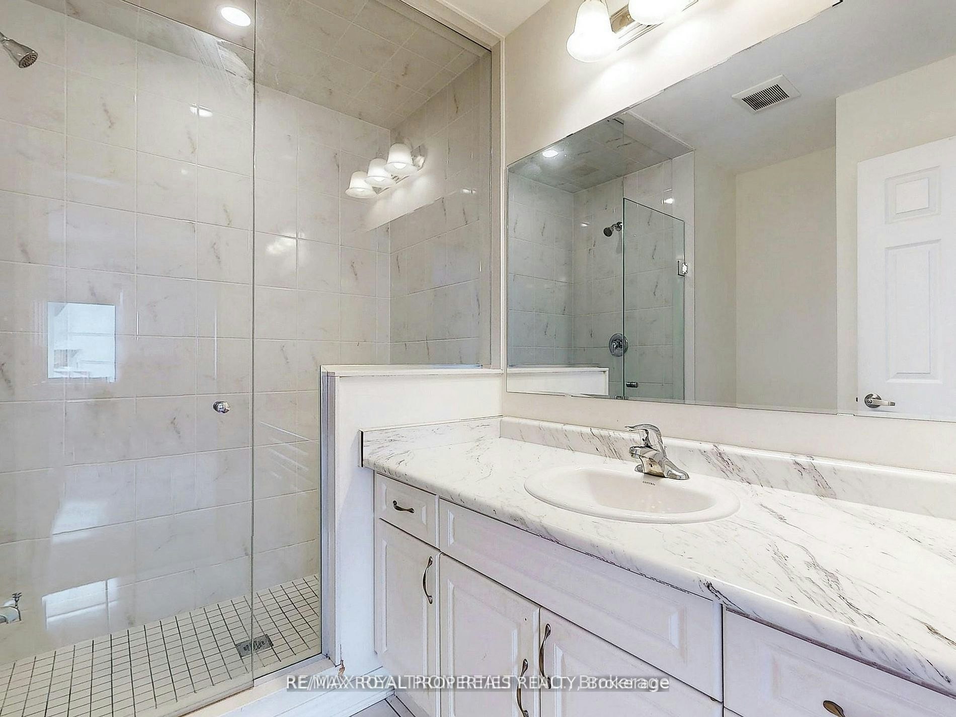 103 Westfield Drive, Whitby, ON, L1P 0E9 - 21