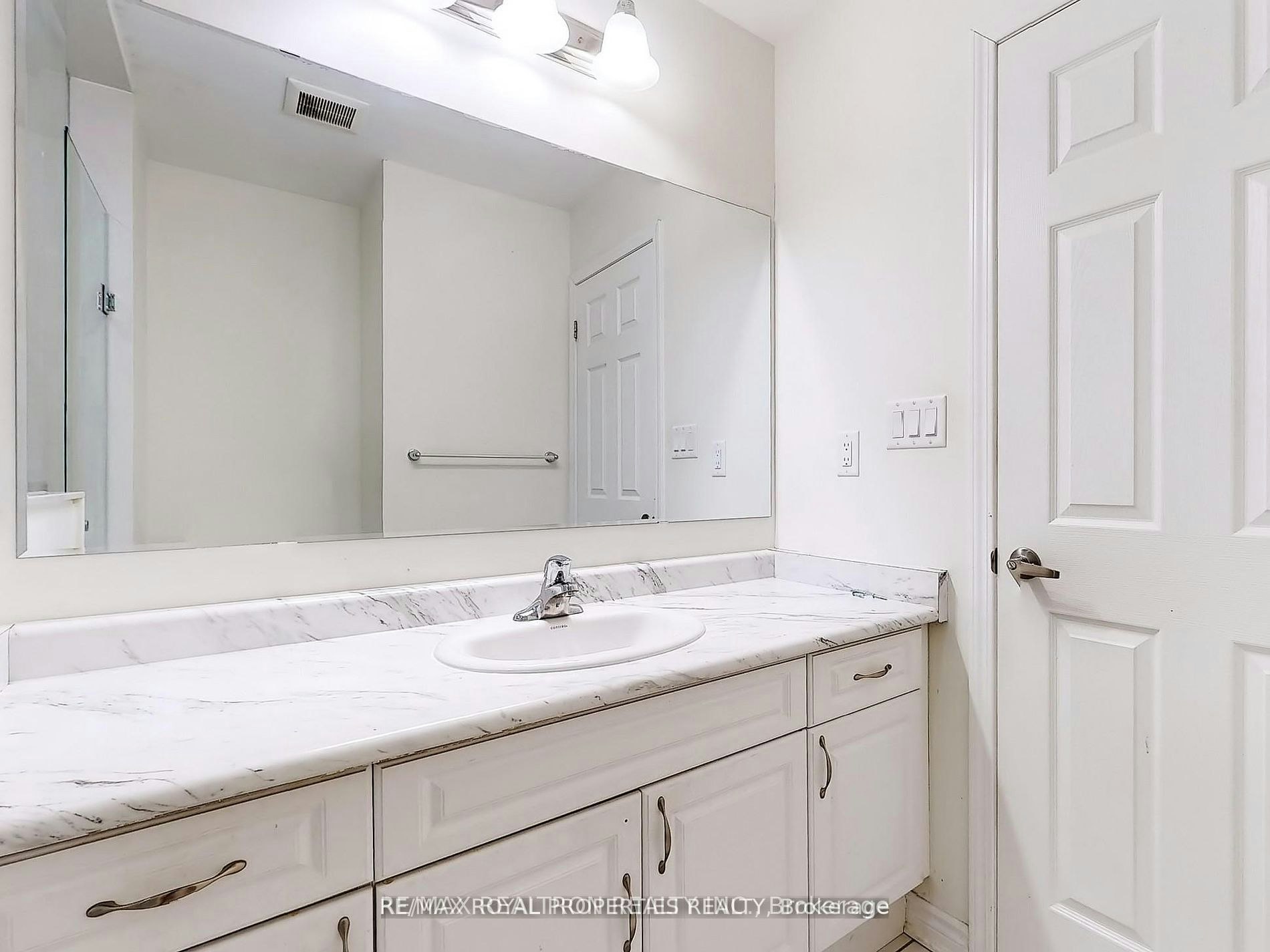 103 Westfield Drive, Whitby, ON, L1P 0E9 - 22
