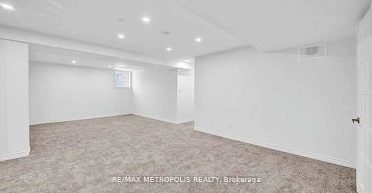 BSMT-1101 Petunia Place, Pickering, ON, L1V 4N5 - 9