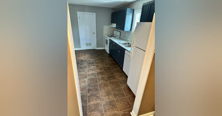Main-613 Perry Street, Whitby, ON, L1N 4C6 - 2