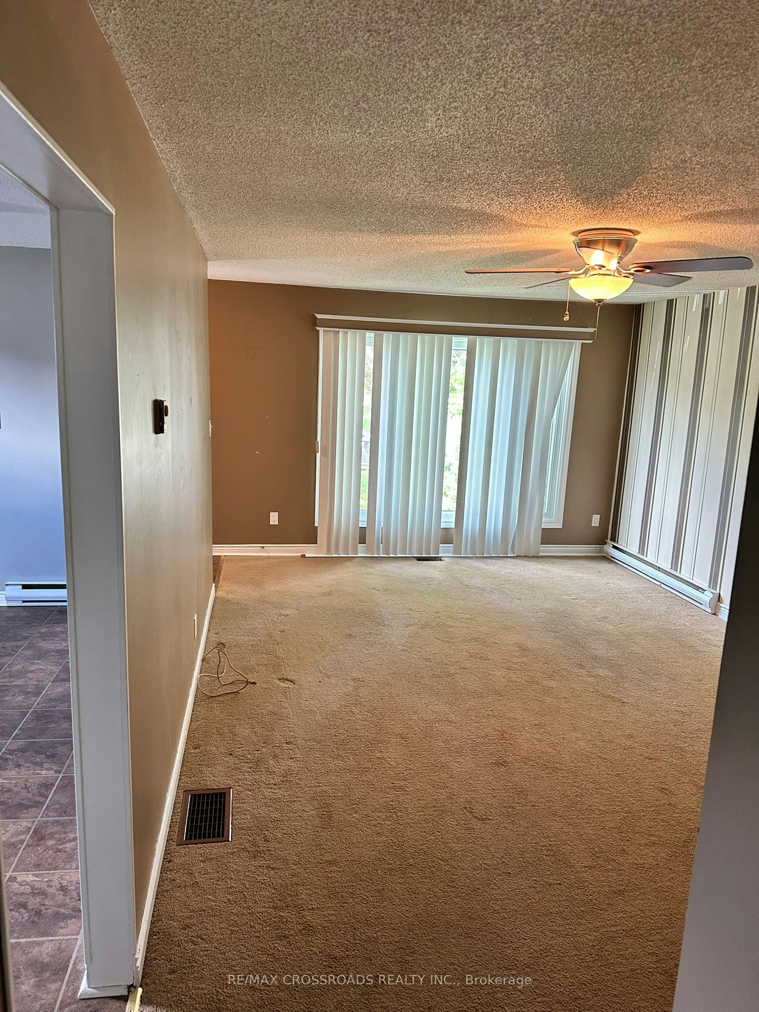 Main-613 Perry Street, Whitby, ON, L1N 4C6 - 3