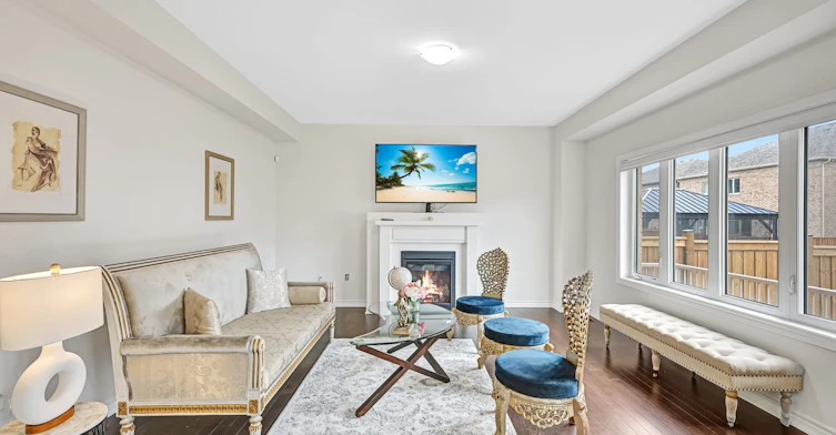 Main & Upper-15 Douglas Kemp Crescent, Clarington, ON, L1C 7E3 - 7