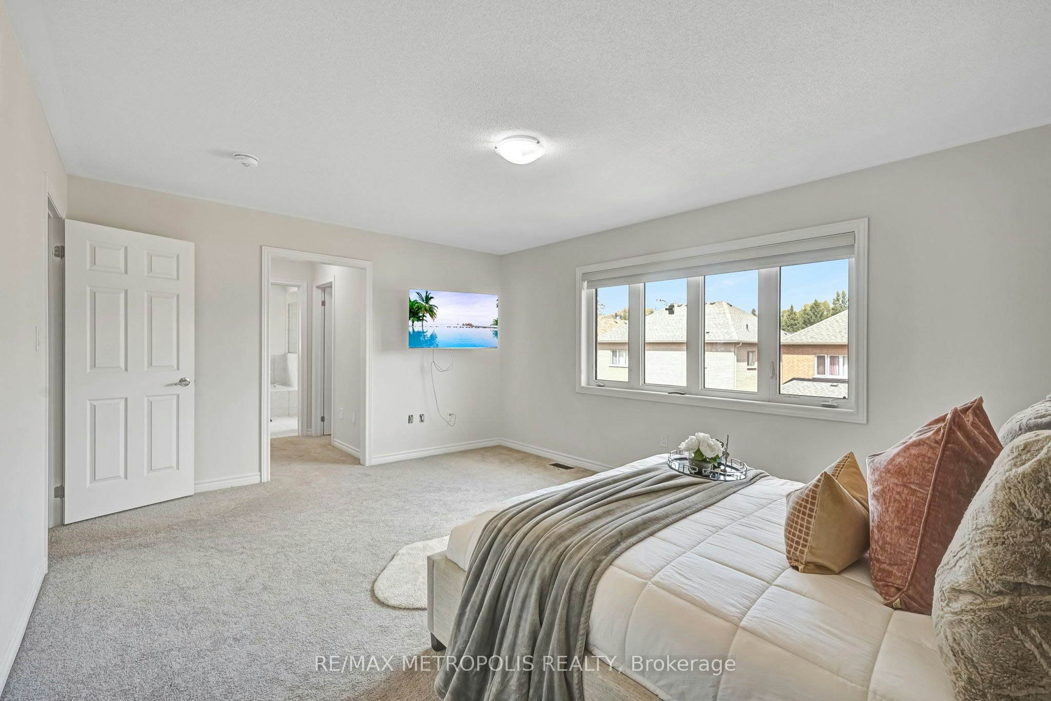Main & Upper-15 Douglas Kemp Crescent, Clarington, ON, L1C 7E3 - 31