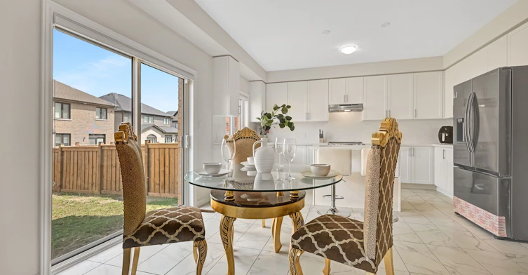 Main & Upper-15 Douglas Kemp Crescent, Clarington, ON, L1C 7E3 - 11