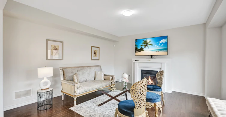 Main & Upper-15 Douglas Kemp Crescent, Clarington, ON, L1C 7E3 - 8