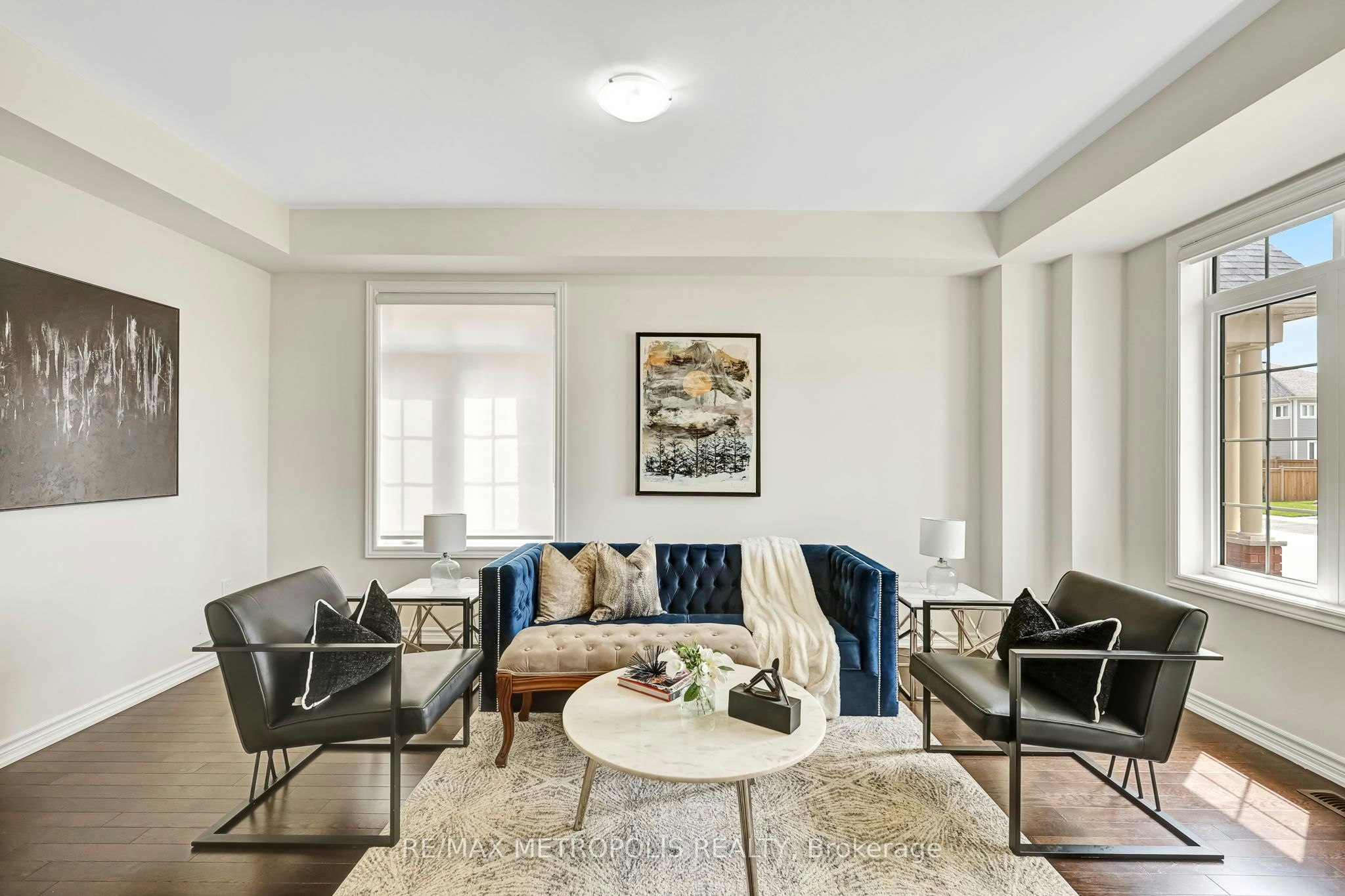 Main & Upper-15 Douglas Kemp Crescent, Clarington, ON, L1C 7E3 - 3