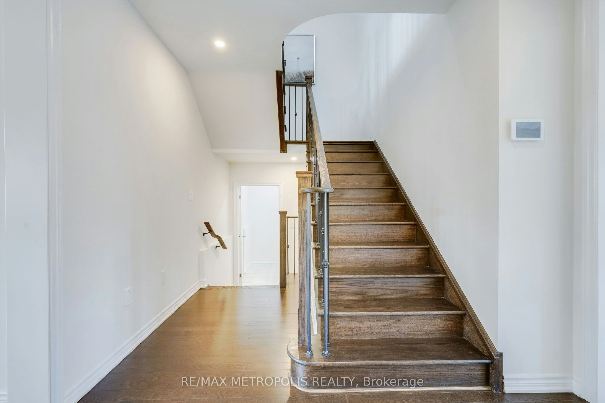 Main & Upper-15 Douglas Kemp Crescent, Clarington, ON, L1C 7E3 - 36