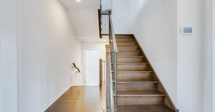 Main & Upper-15 Douglas Kemp Crescent, Clarington, ON, L1C 7E3 - 36