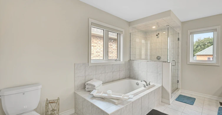 Main & Upper-15 Douglas Kemp Crescent, Clarington, ON, L1C 7E3 - 33