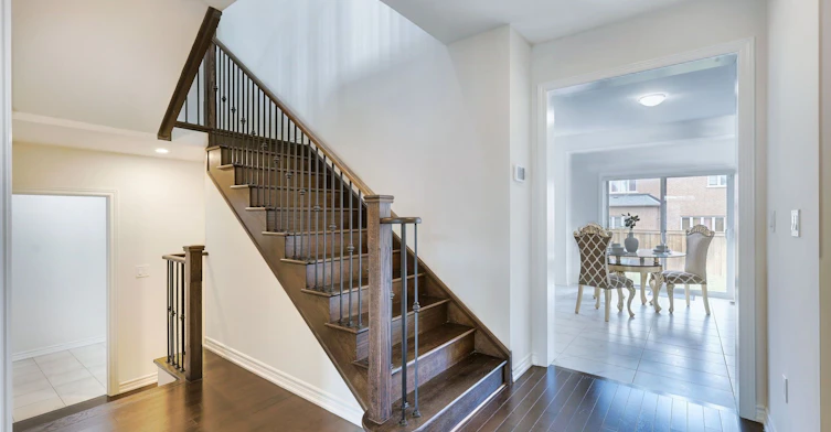 Main & Upper-15 Douglas Kemp Crescent, Clarington, ON, L1C 7E3 - 18