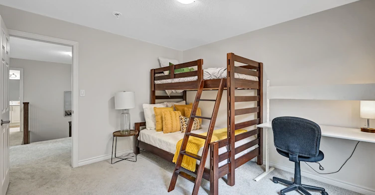 Main & Upper-15 Douglas Kemp Crescent, Clarington, ON, L1C 7E3 - 35