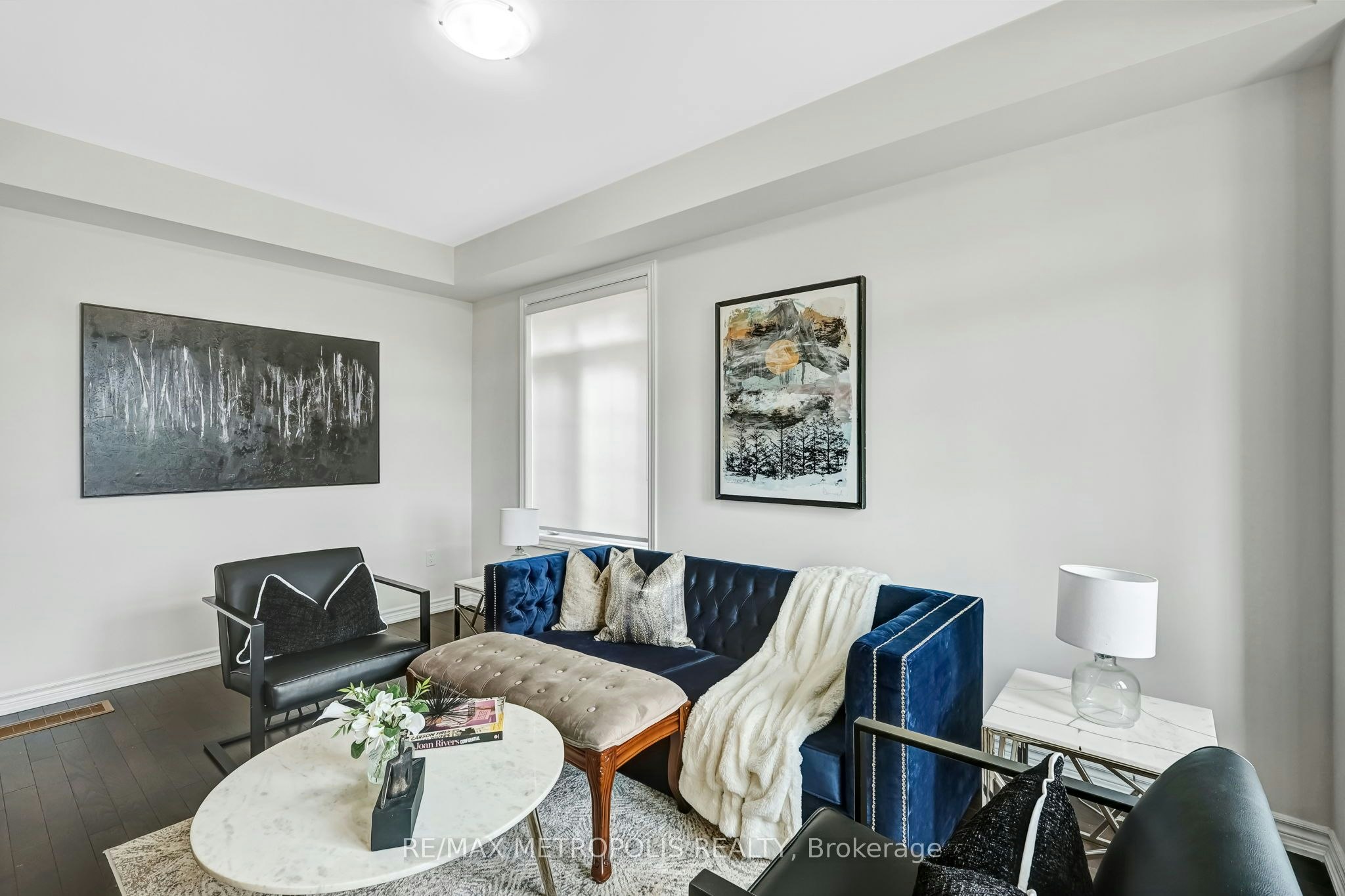 Main & Upper-15 Douglas Kemp Crescent, Clarington, ON, L1C 7E3 - 4
